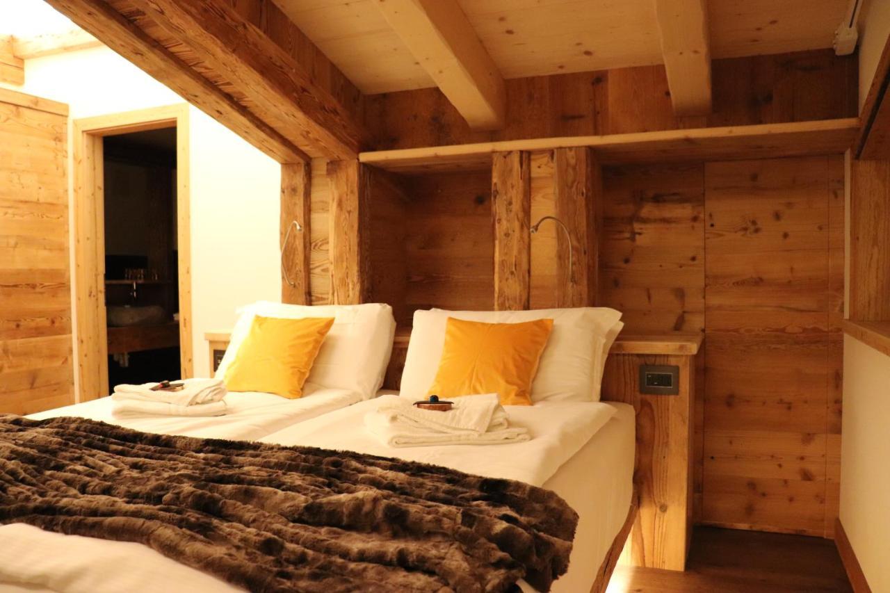 Hotel Ciasa Lorenzi Cortina dʼAmpezzo Kültér fotó