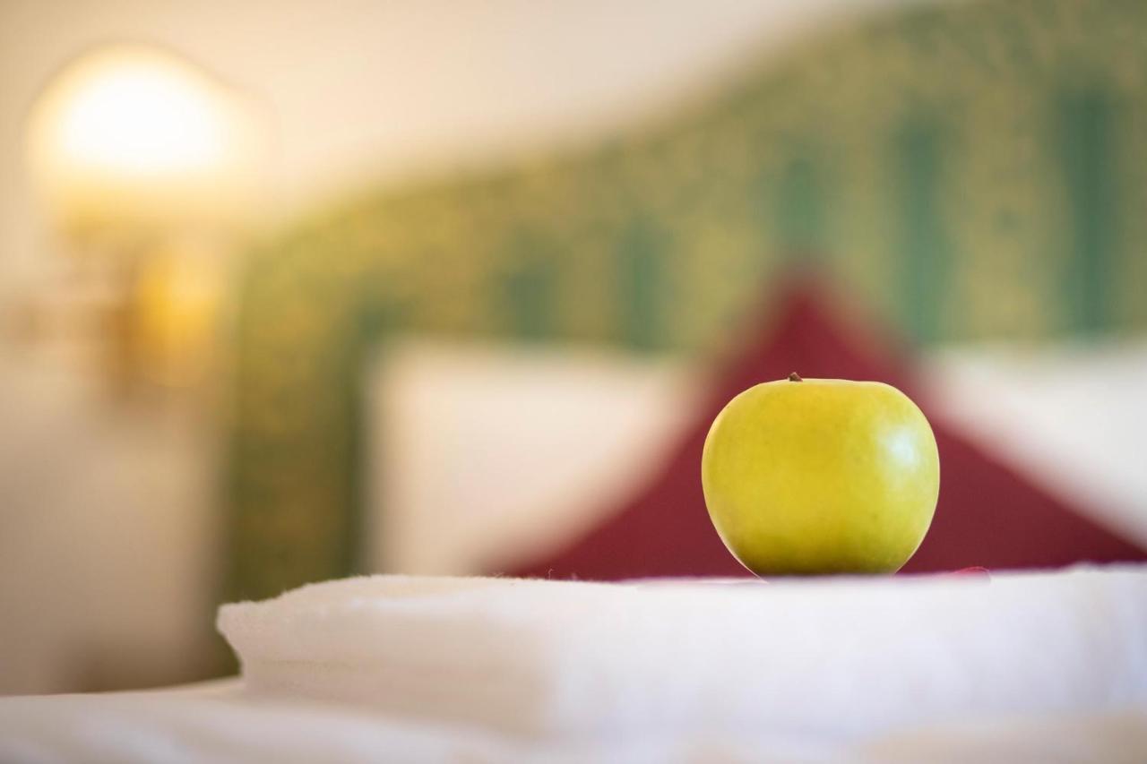 Hotel Ciasa Lorenzi Cortina dʼAmpezzo Kültér fotó