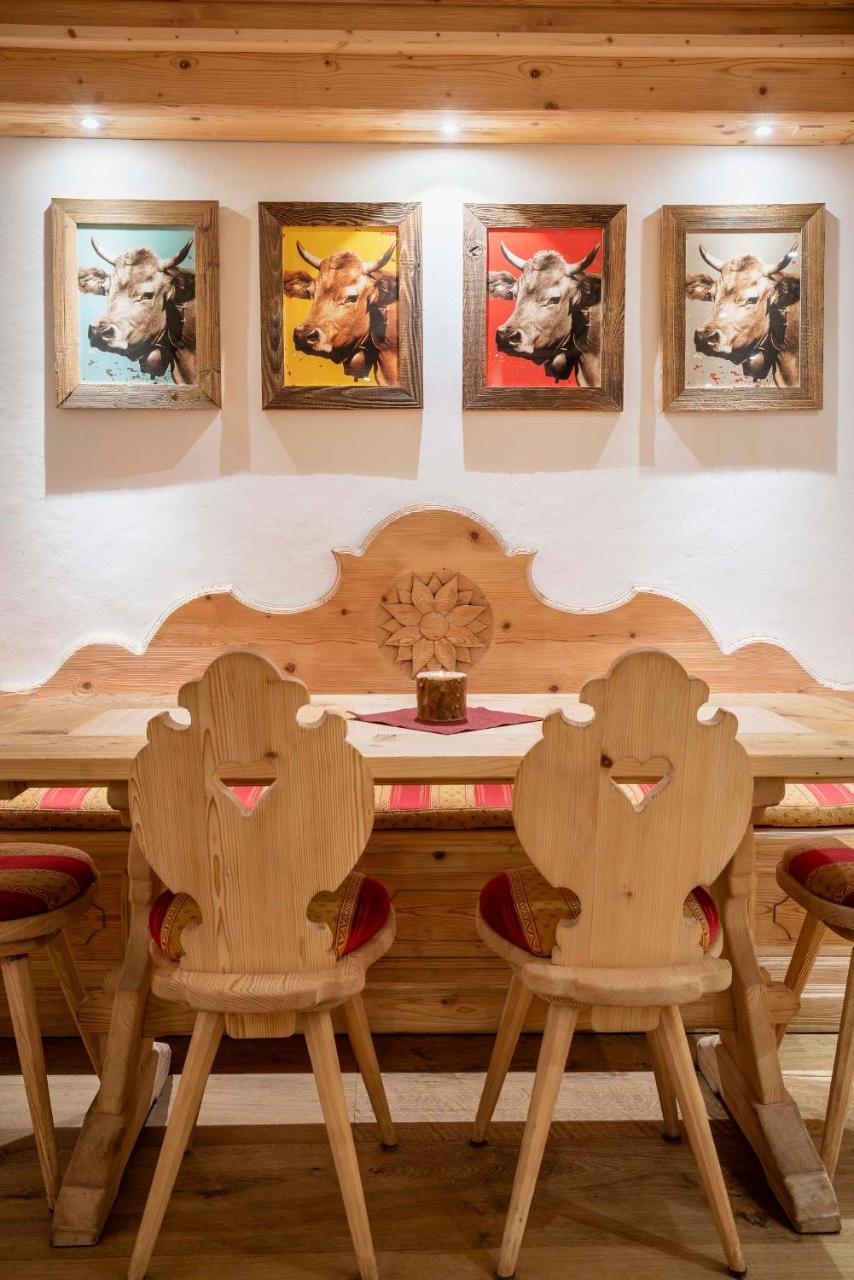 Hotel Ciasa Lorenzi Cortina dʼAmpezzo Kültér fotó