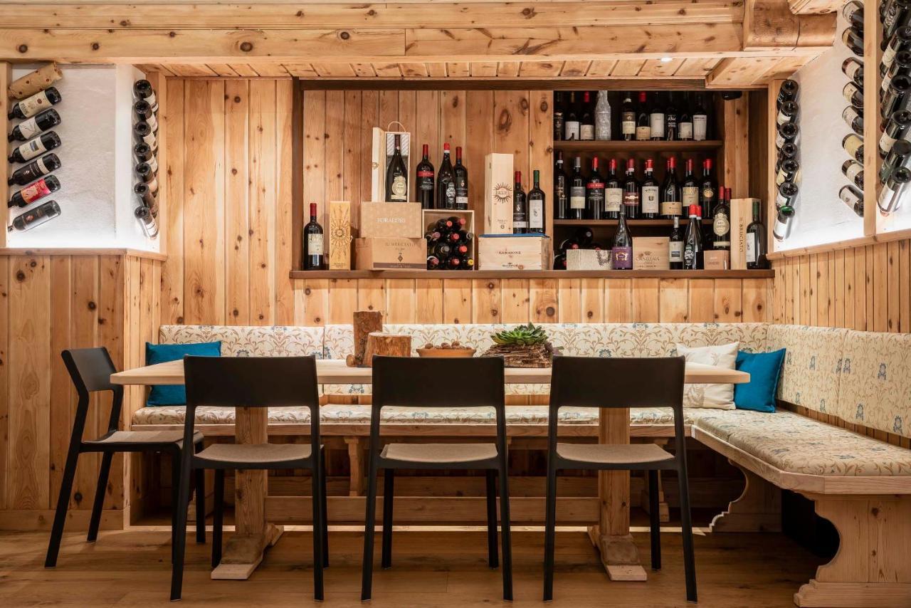 Hotel Ciasa Lorenzi Cortina dʼAmpezzo Kültér fotó